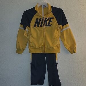 Nike Blue and Yellow Athletic Set